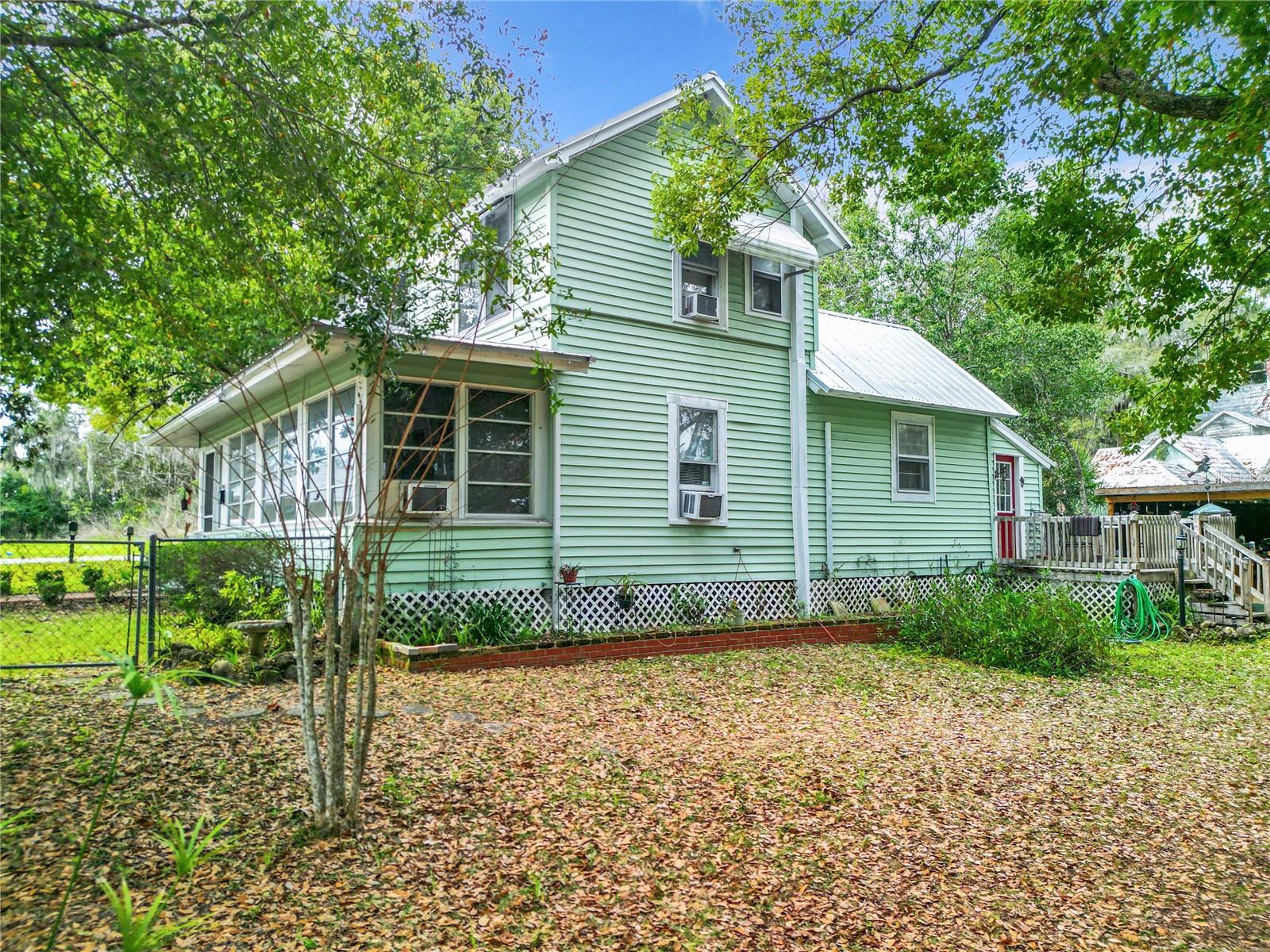 Image 9 of 31 For 5905 Earp Road