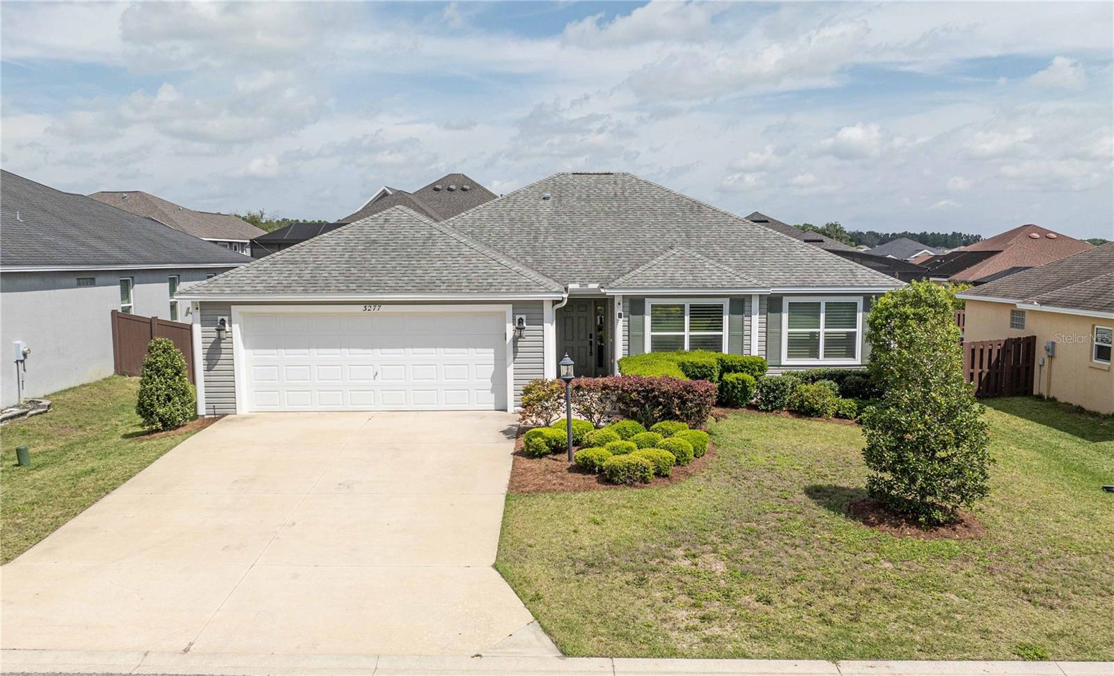 Details for 3277 Sennett Circle, OXFORD, FL 34484