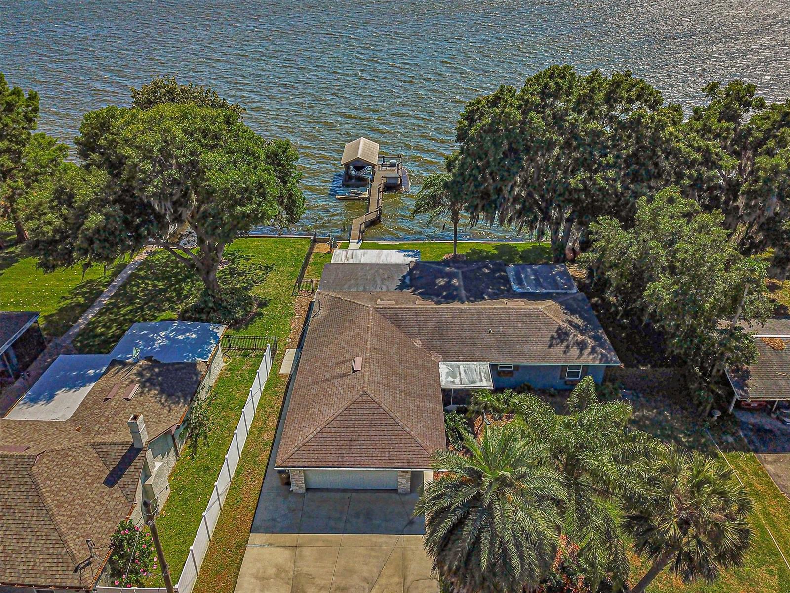 Image 11 of 66 For 32701 Lakeshore Drive