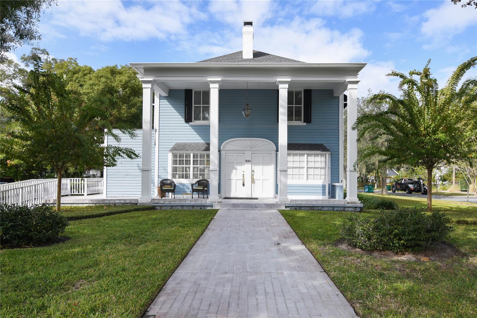Image 2 of 10 For 851 Donnelly Street