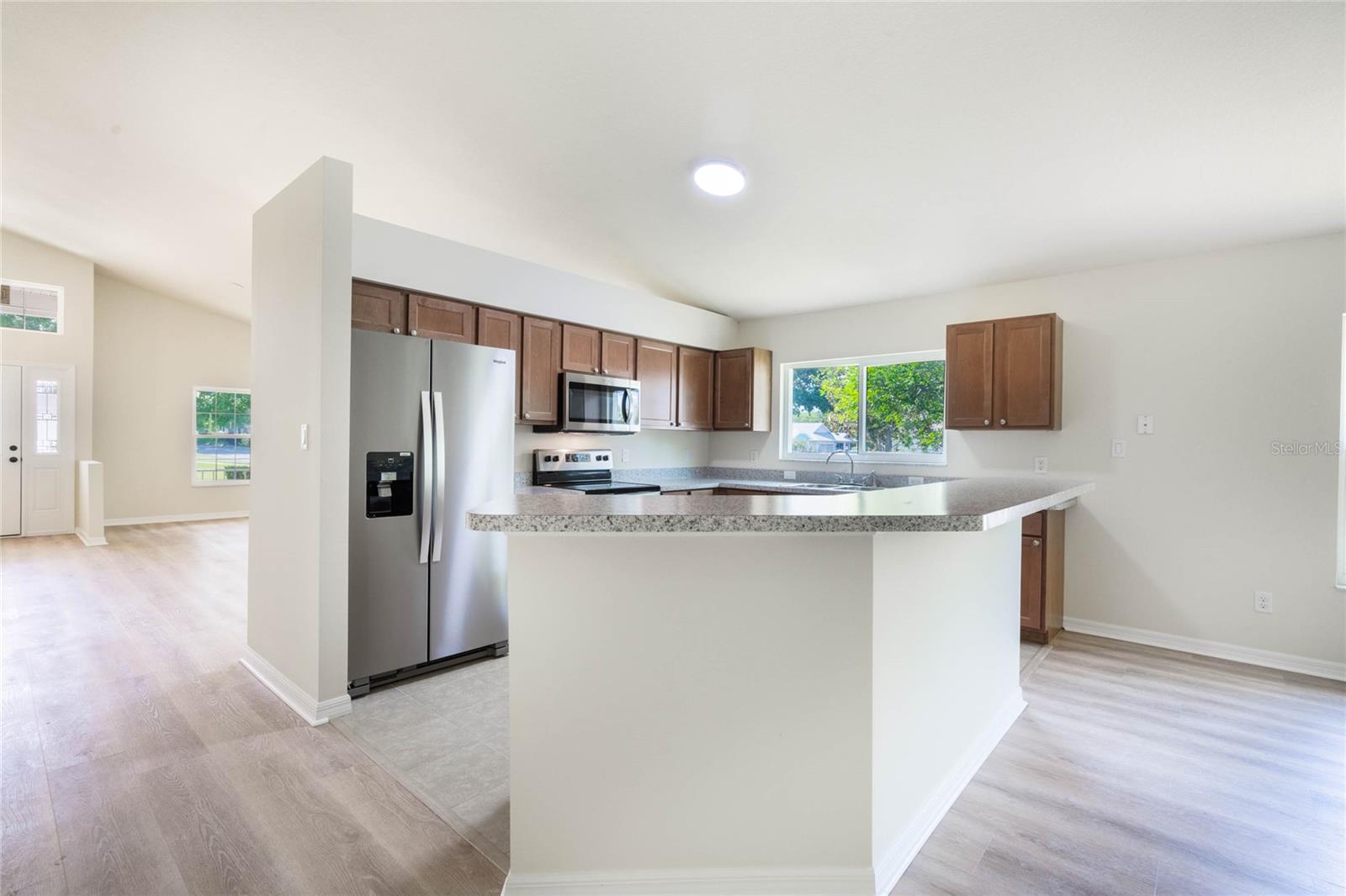 Image 14 of 37 For 24801 Cranes Roost Circle