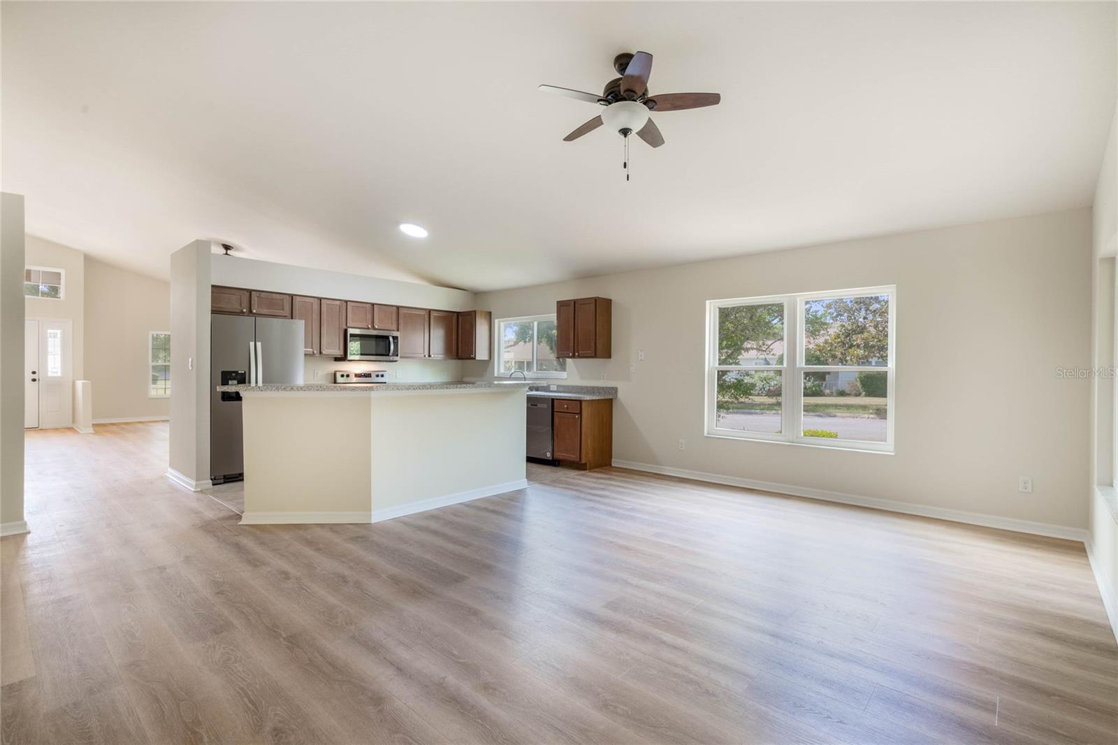 Image 16 of 37 For 24801 Cranes Roost Circle