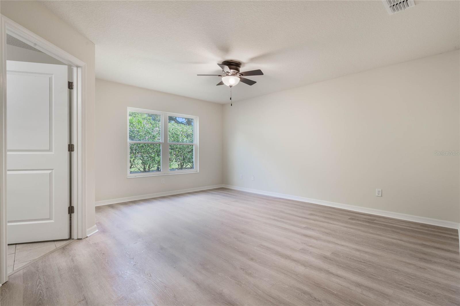 Image 20 of 37 For 24801 Cranes Roost Circle
