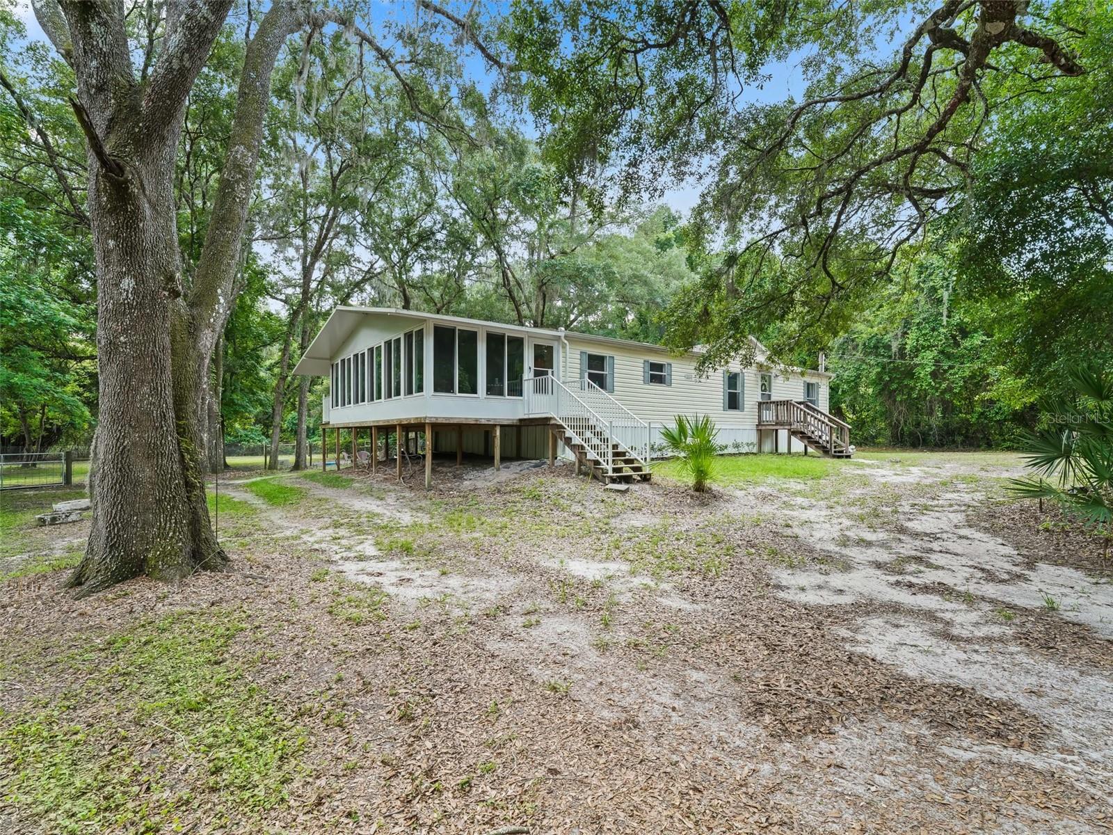 Details for 9101 Cr 647d, BUSHNELL, FL 33513