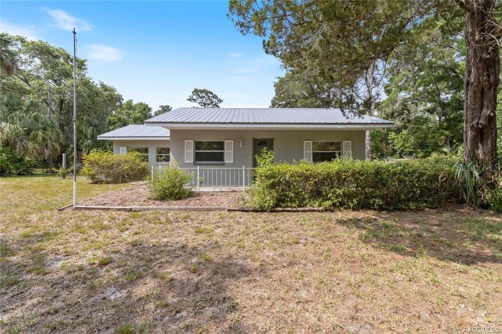 Details for 693 Highway 40 E, INGLIS, FL 34449