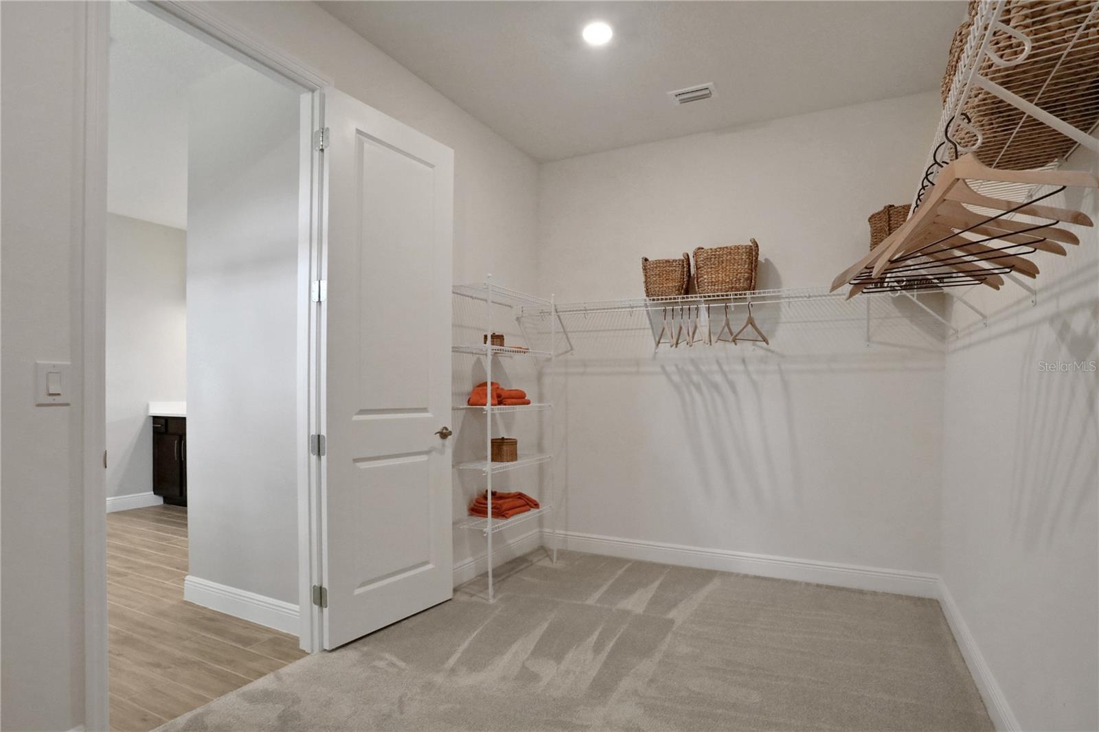 Image 33 of 47 For 7490 Sea Manatee Street