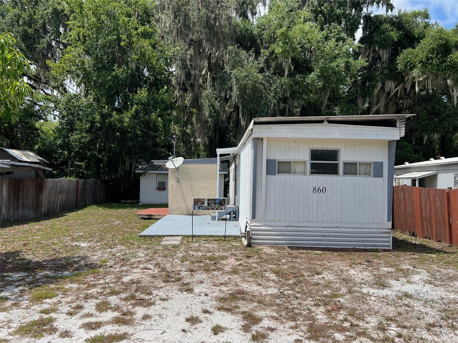 Details for 860 Cr 482b  , LAKE PANASOFFKEE, FL 33538