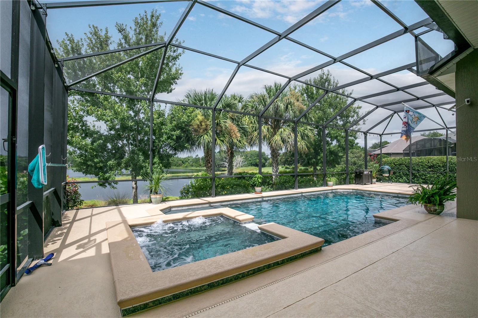 Details for 8065 Bridgeport Bay Circle, MOUNT DORA, FL 32757