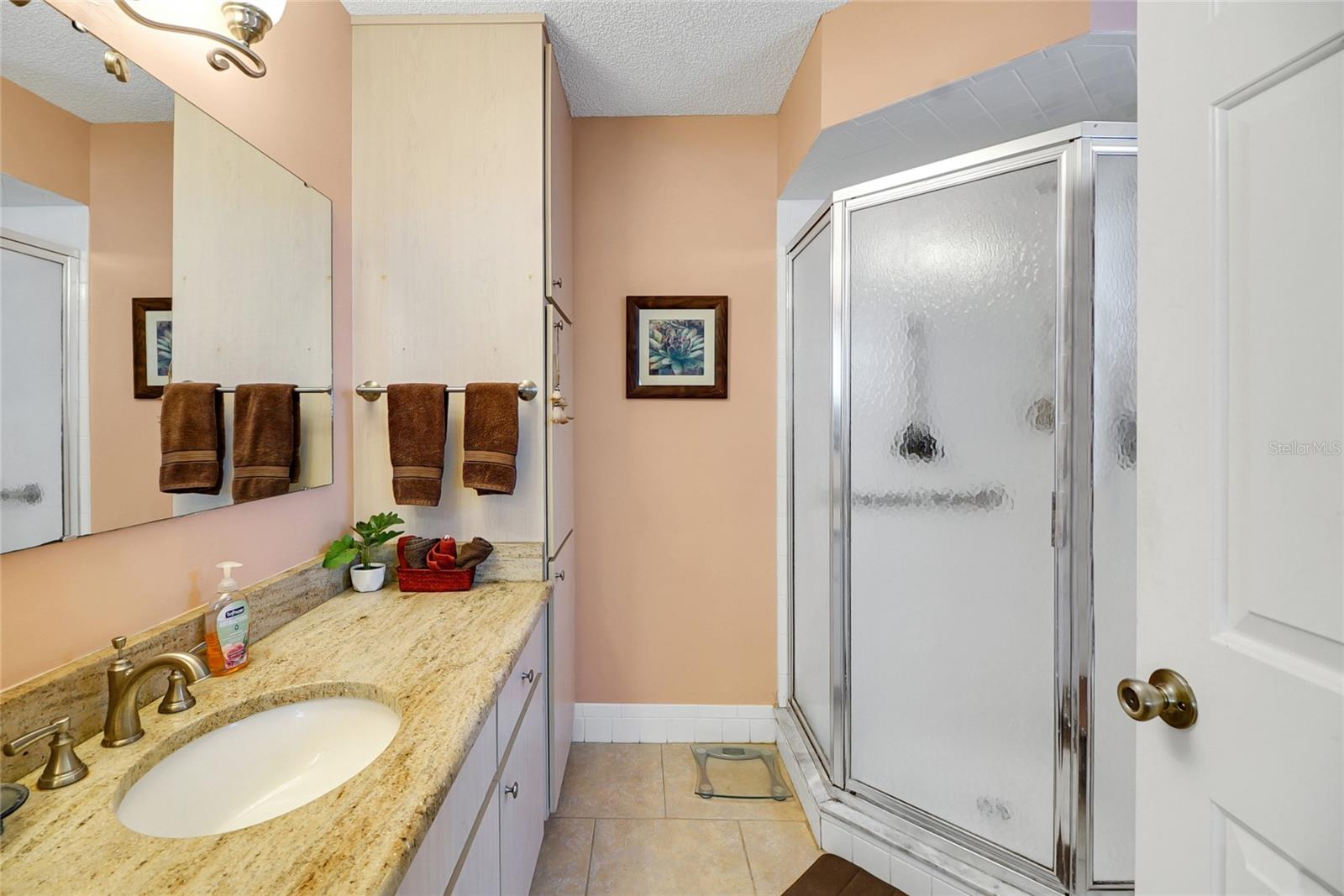 Image 14 of 47 For 17548 96th Avenue
