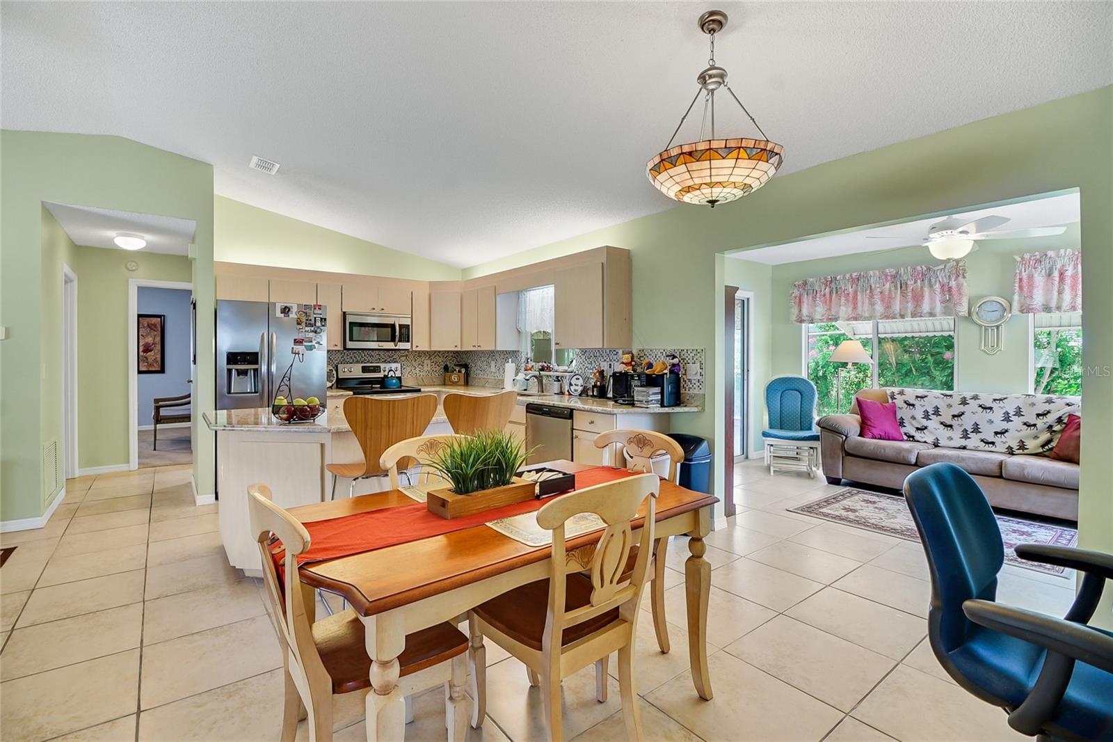 Image 18 of 47 For 17548 96th Avenue