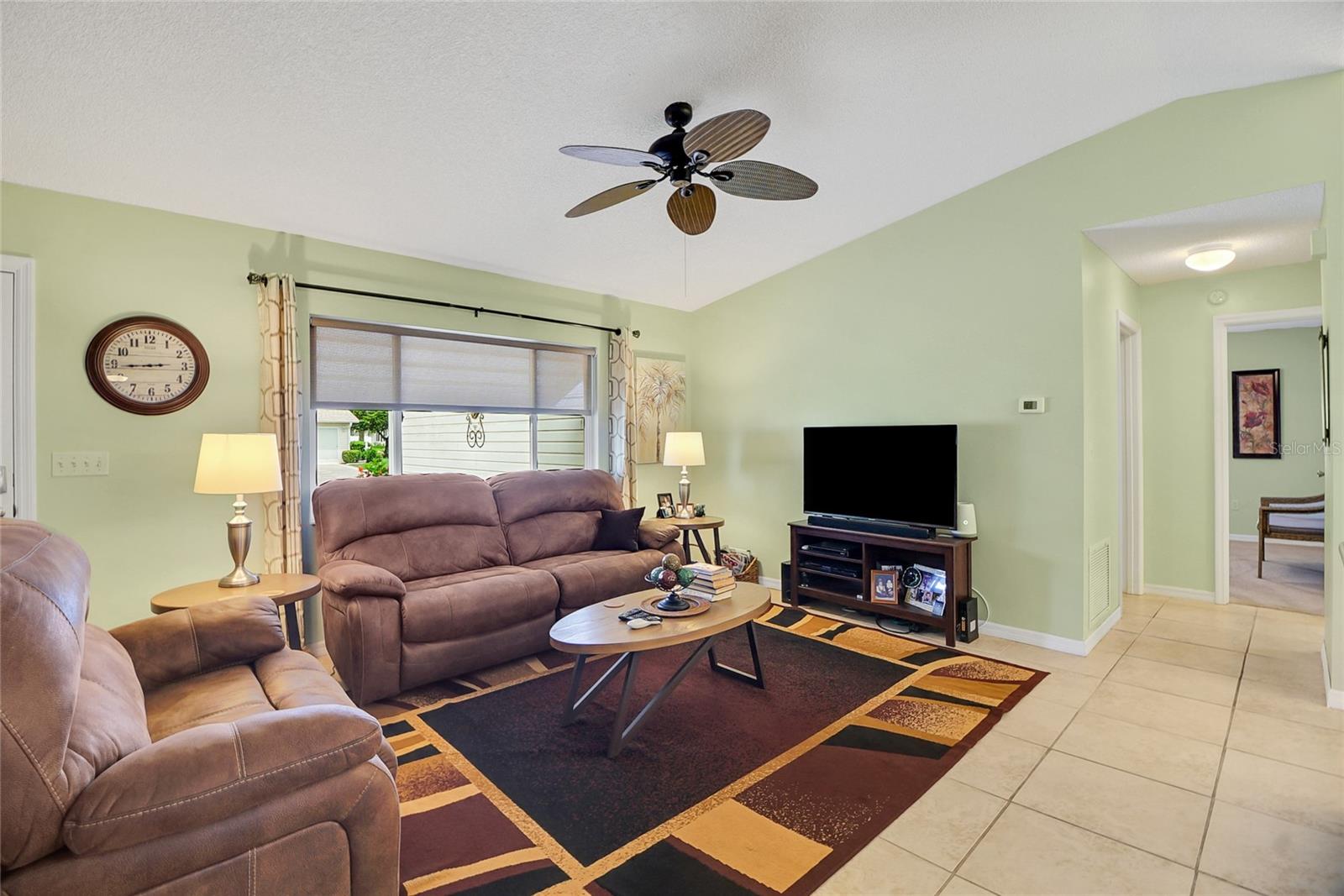 Image 8 of 47 For 17548 96th Avenue