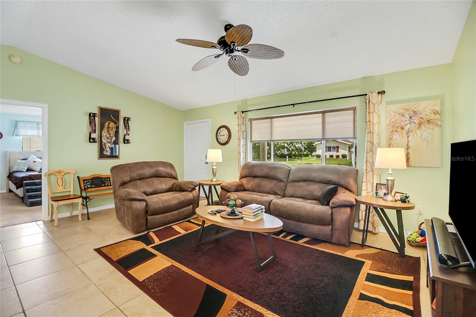 Image 9 of 47 For 17548 96th Avenue