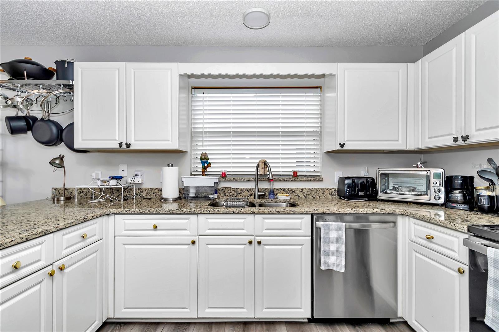 Image 10 of 49 For 1832 Madero Drive