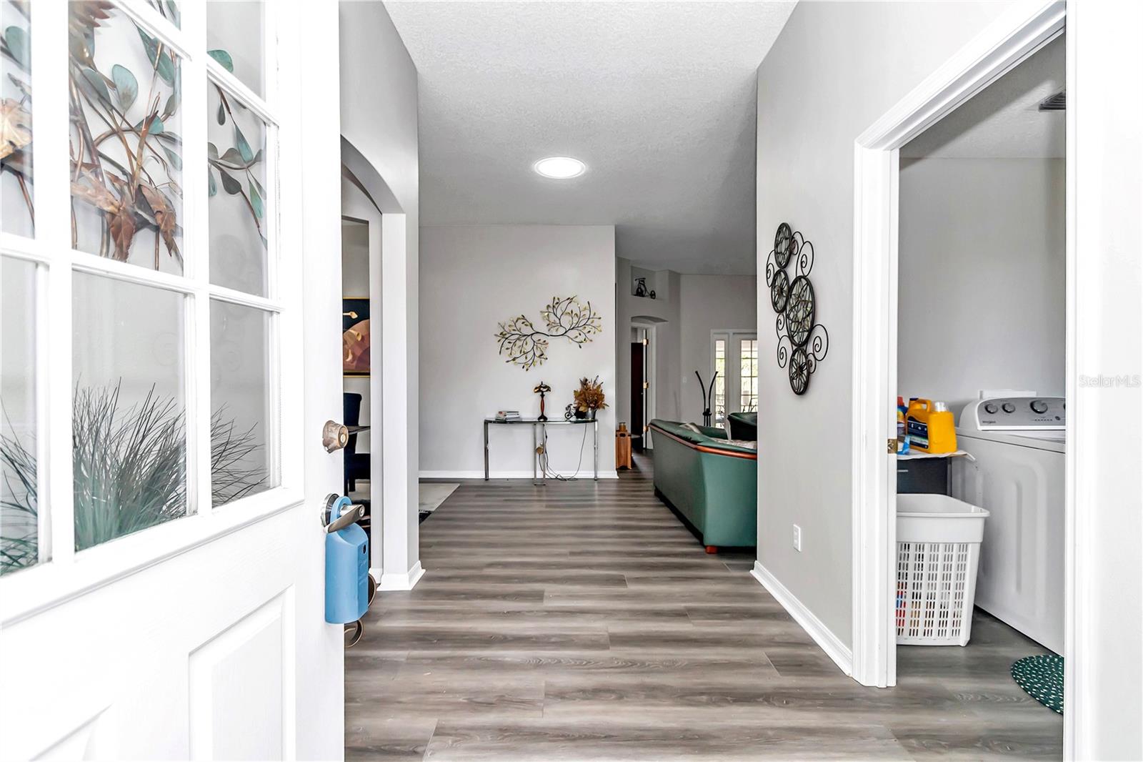 Image 8 of 49 For 1832 Madero Drive