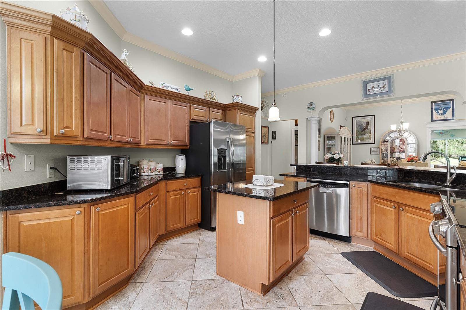 Image 10 of 46 For 7151 173rd Arlington Loop