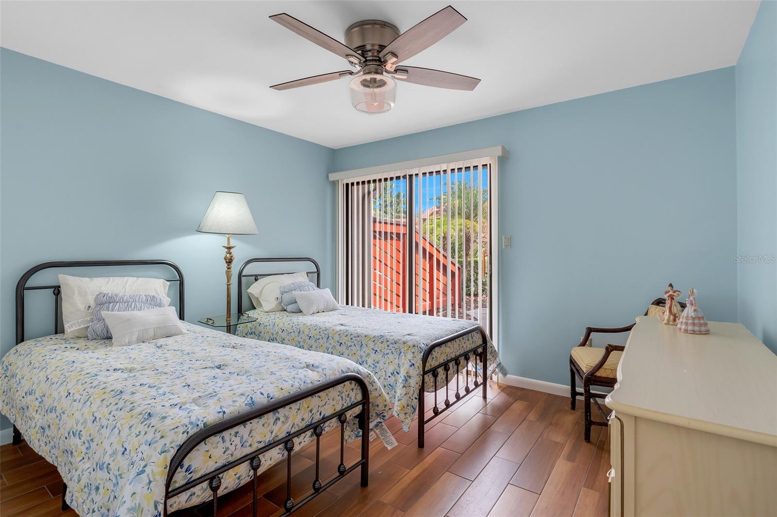 Image 17 of 36 For 701 Clusterwood Drive