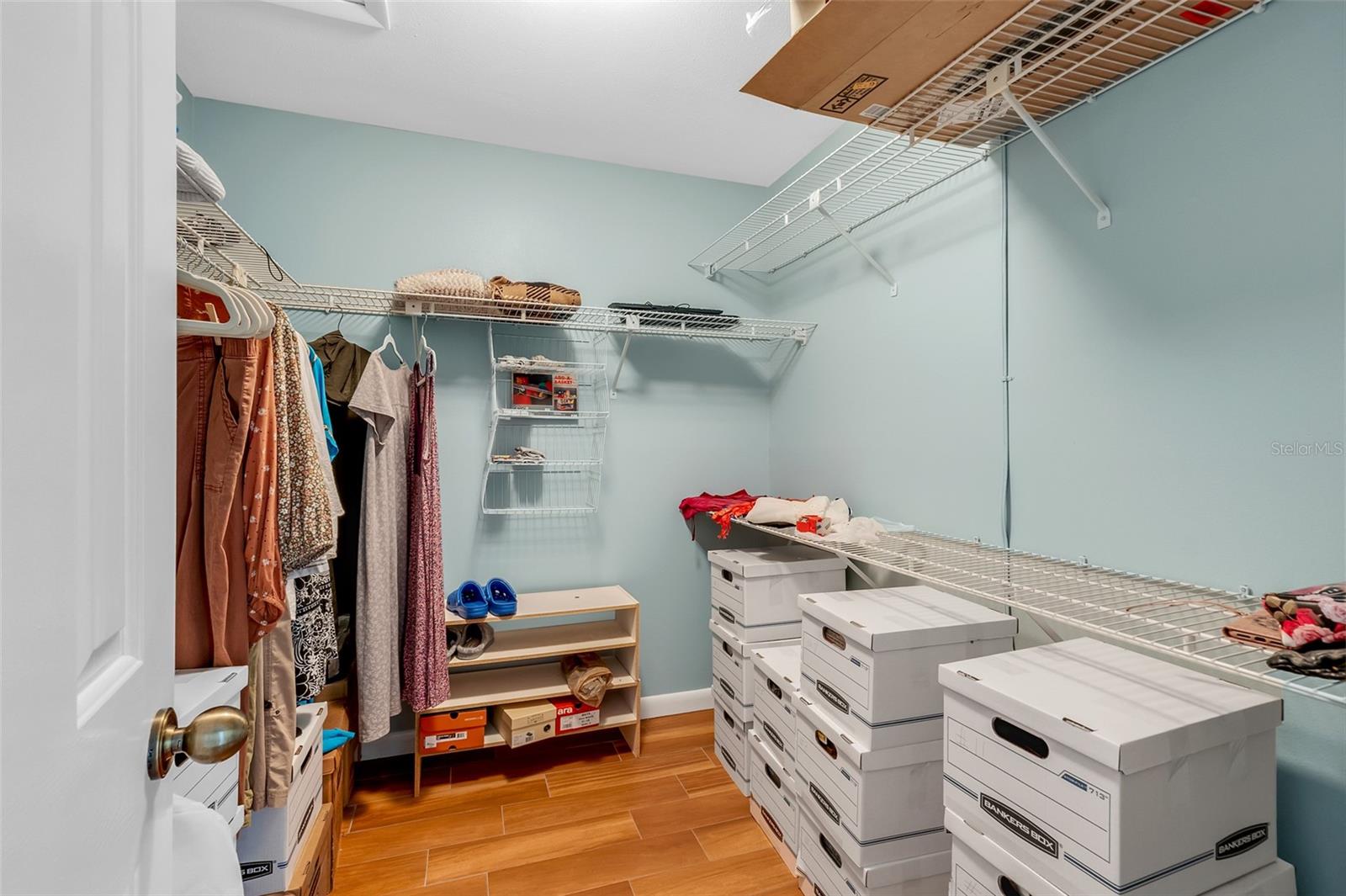 Image 23 of 36 For 701 Clusterwood Drive