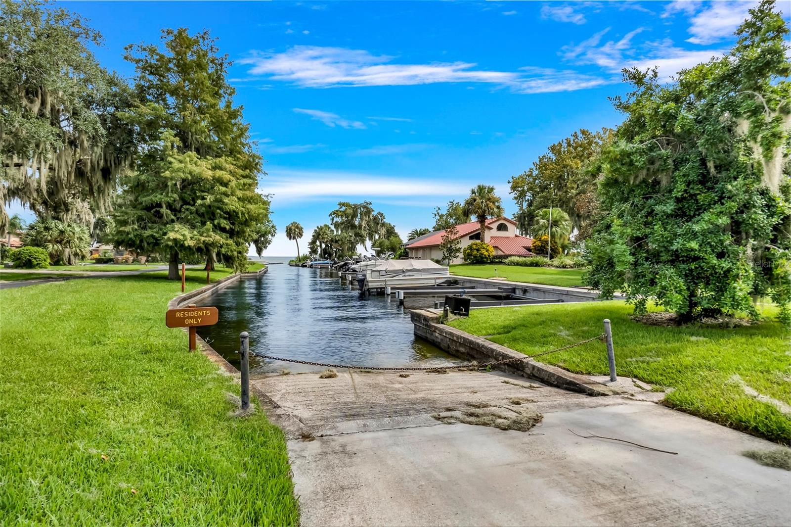 Image 32 of 36 For 701 Clusterwood Drive