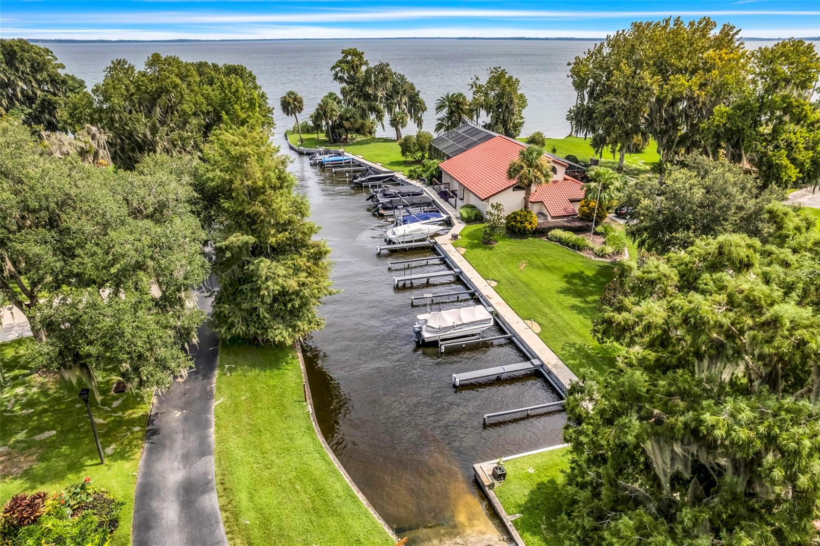 Image 33 of 36 For 701 Clusterwood Drive