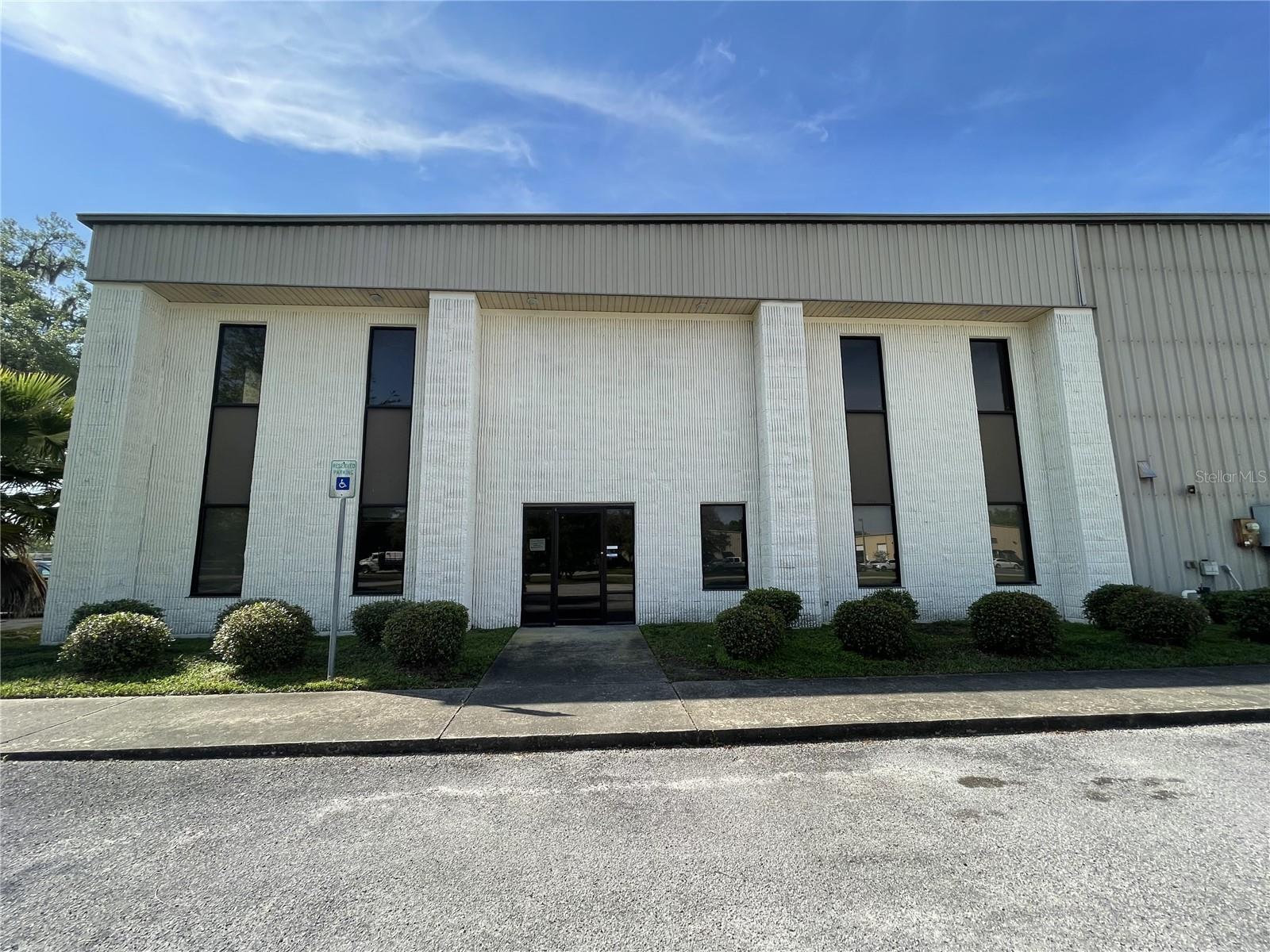 Image 21 of 24 For 3601 Parkway Boulevard