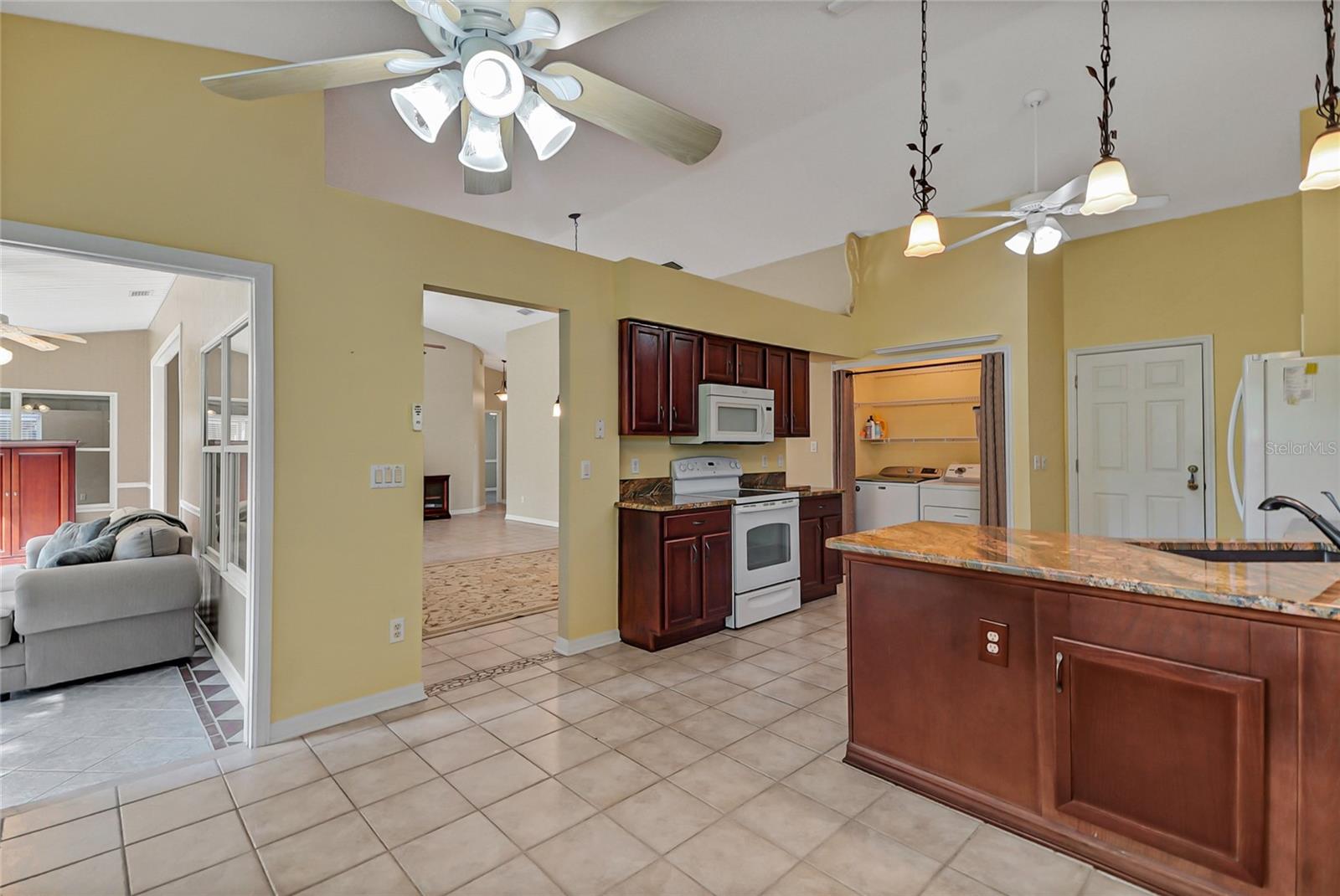 Image 10 of 31 For 3912 Plantation Boulevard