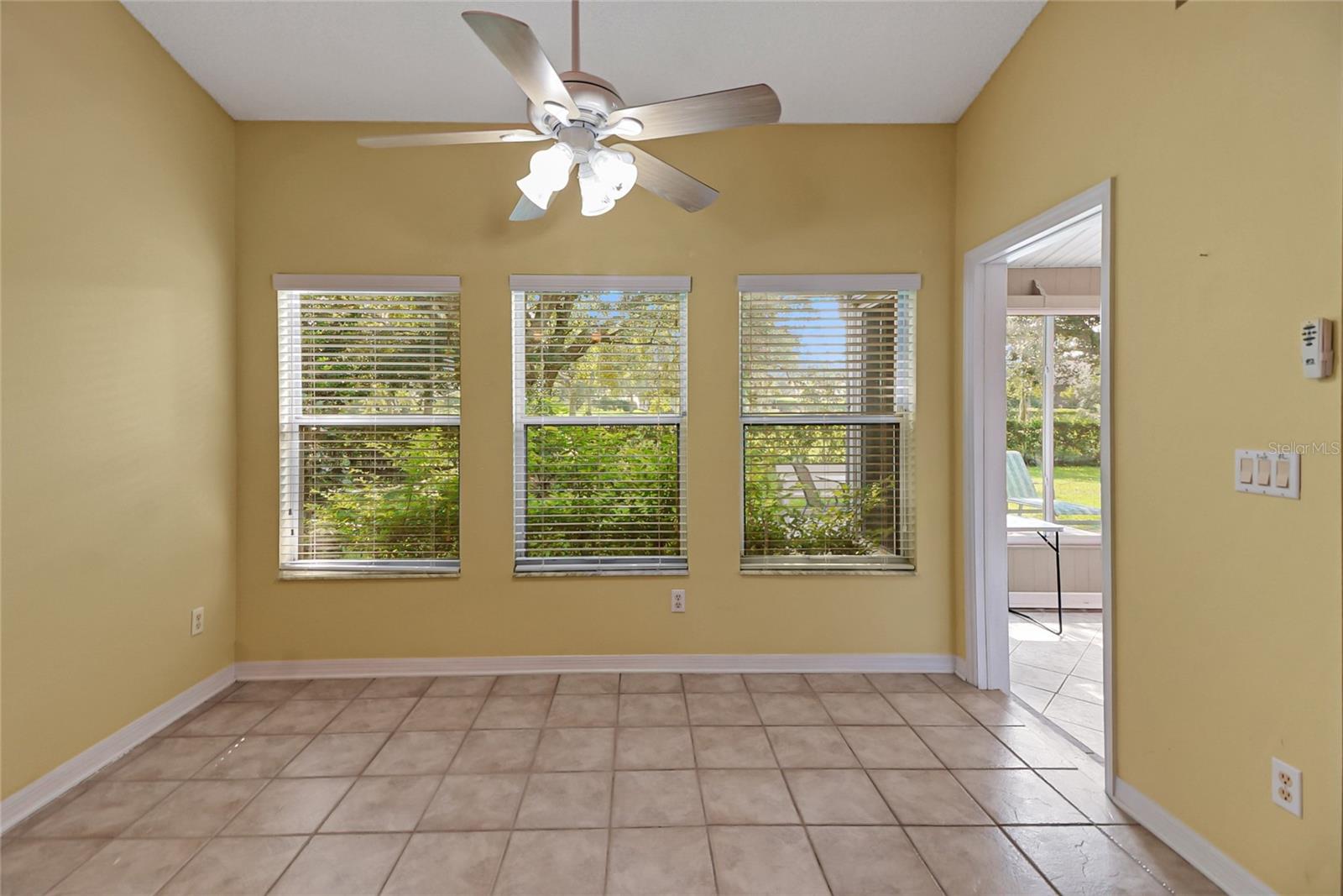 Image 11 of 31 For 3912 Plantation Boulevard
