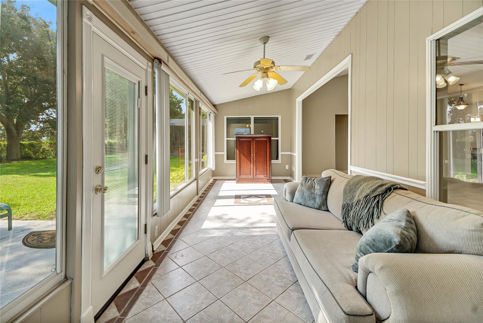 Image 12 of 31 For 3912 Plantation Boulevard