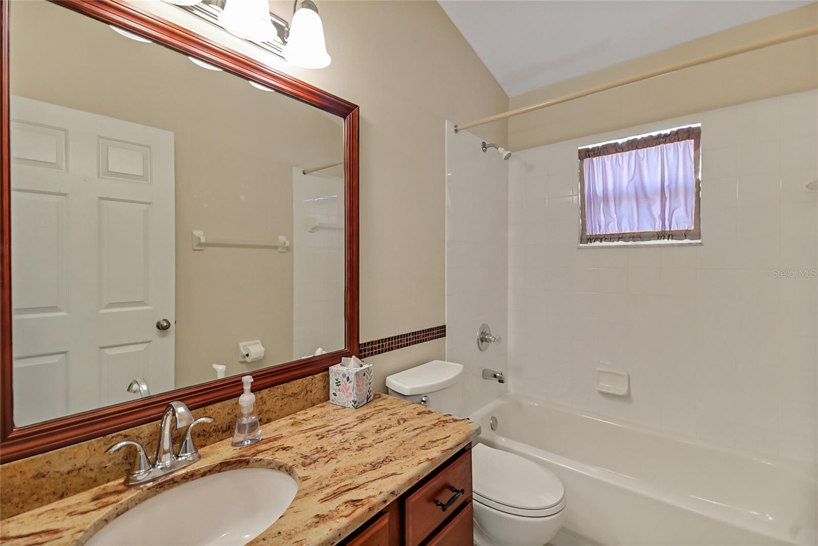 Image 23 of 31 For 3912 Plantation Boulevard