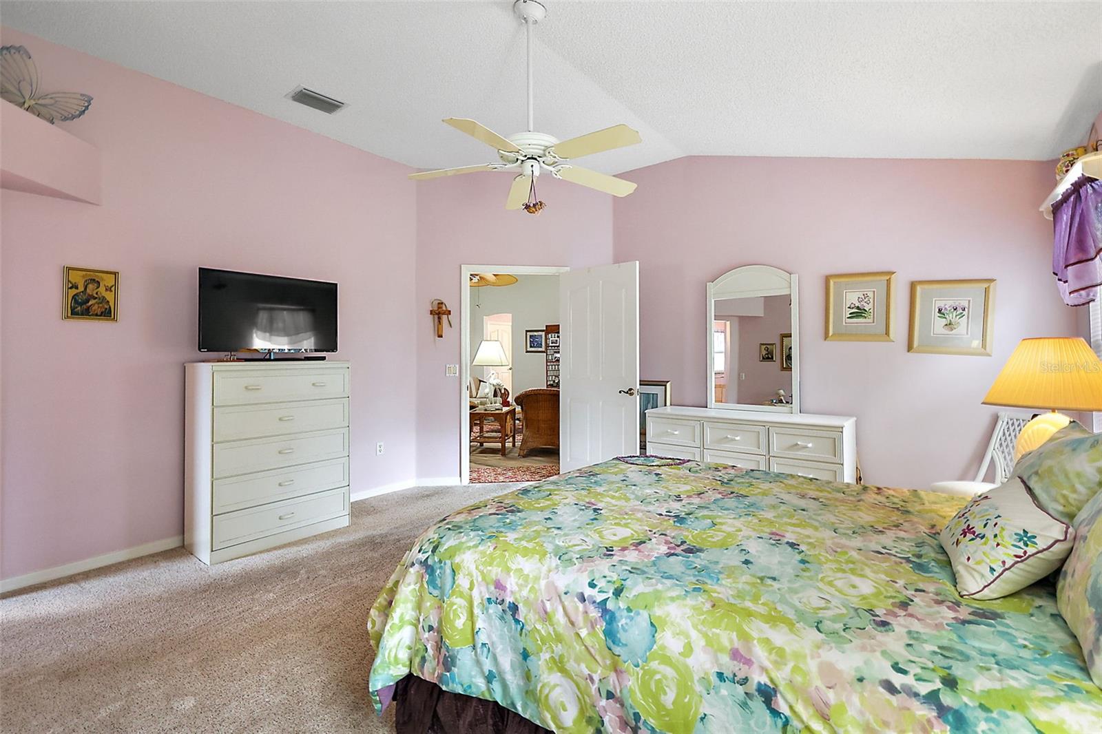 Image 16 of 37 For 1306 De La Garza Place
