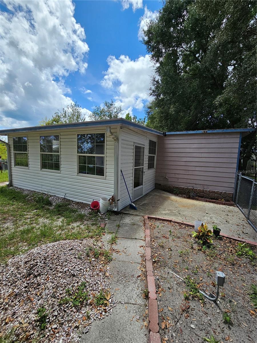 Details for 18680 25th Place, OCKLAWAHA, FL 32179