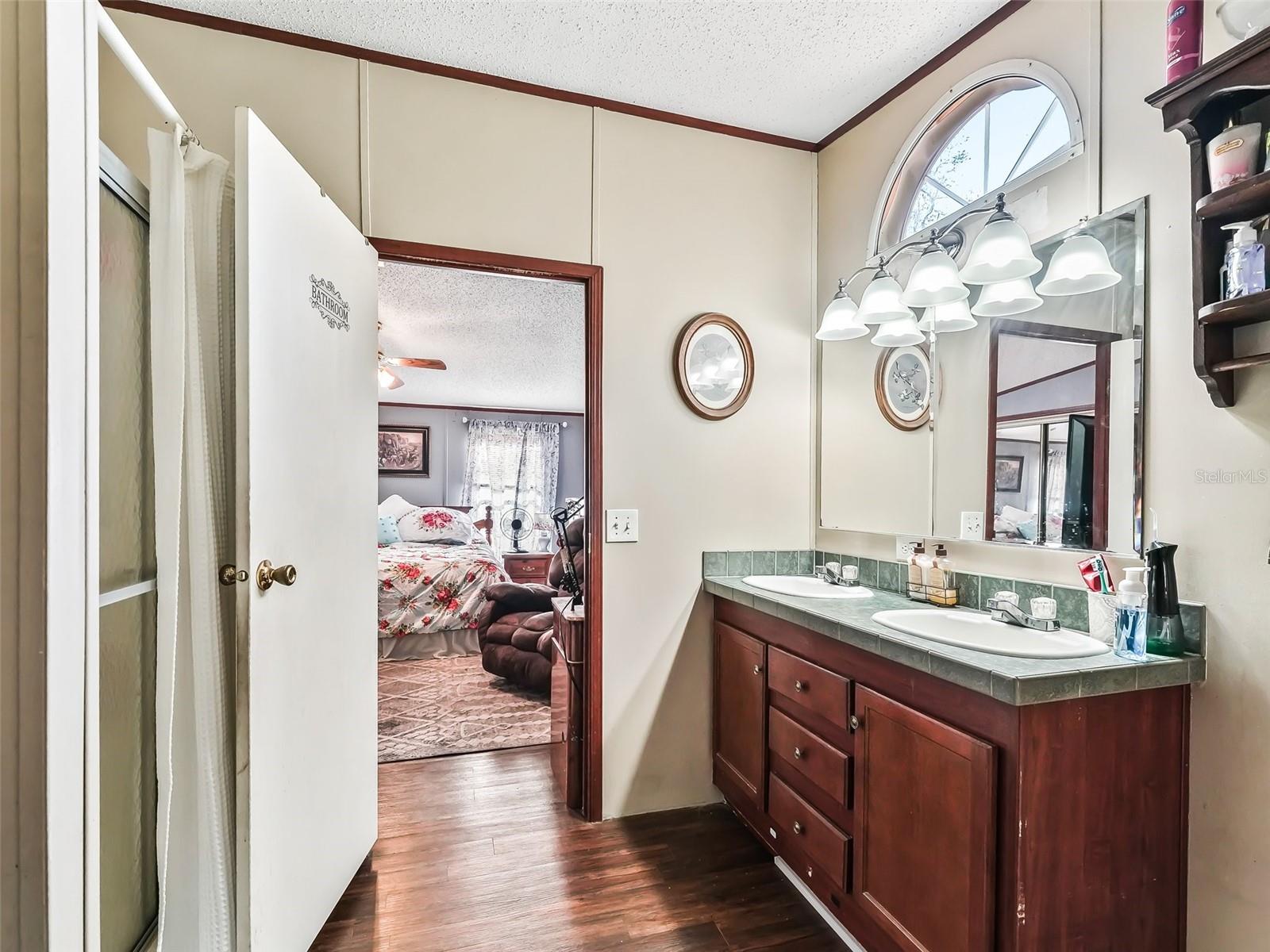 Image 16 of 40 For 1151 Emma Lane