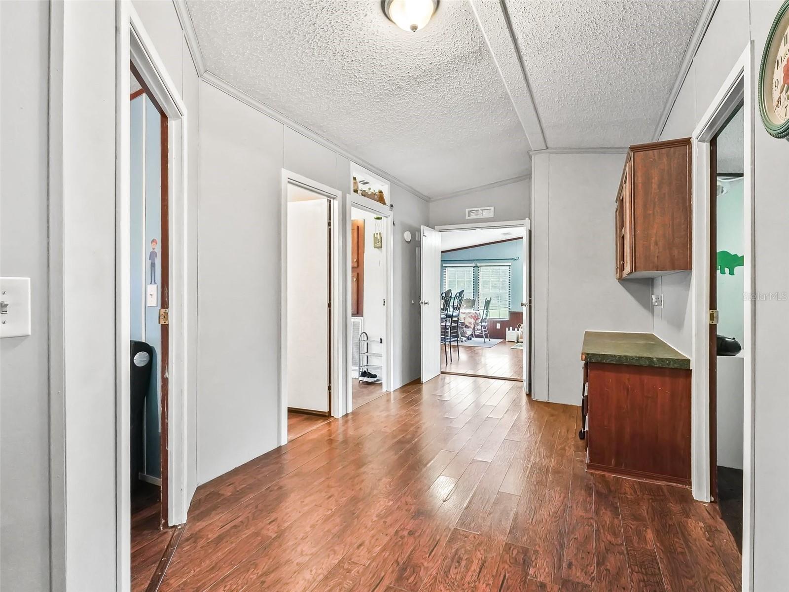 Image 17 of 40 For 1151 Emma Lane