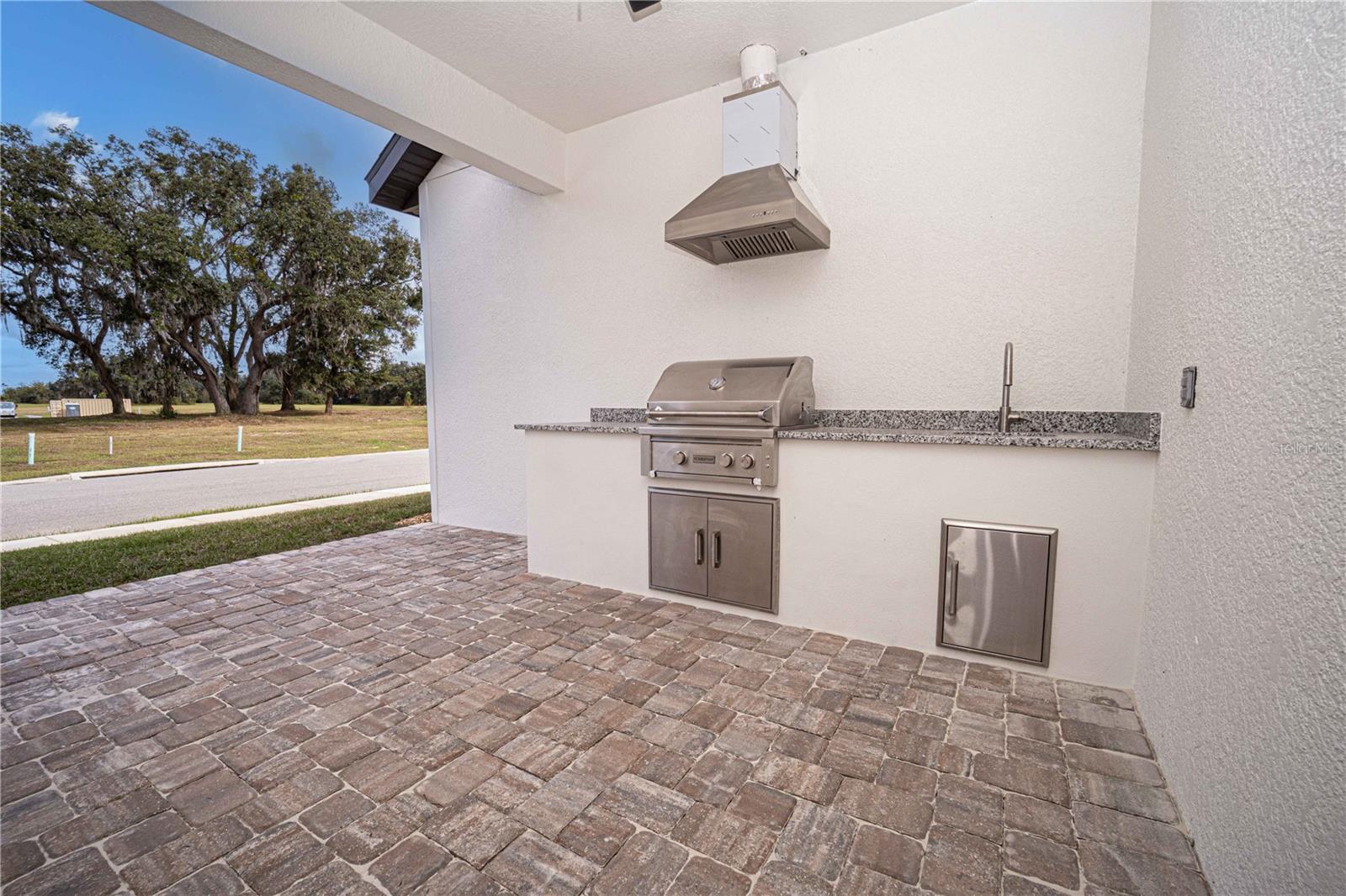 Image 23 of 81 For 10593 Grand Oaks Boulevard