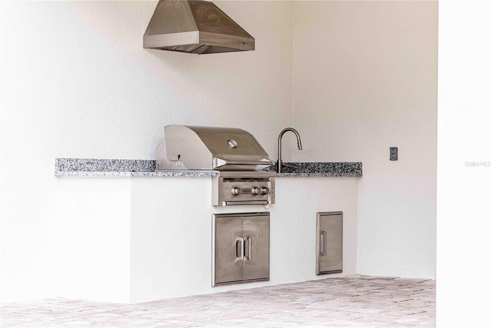 Image 24 of 81 For 10593 Grand Oaks Boulevard