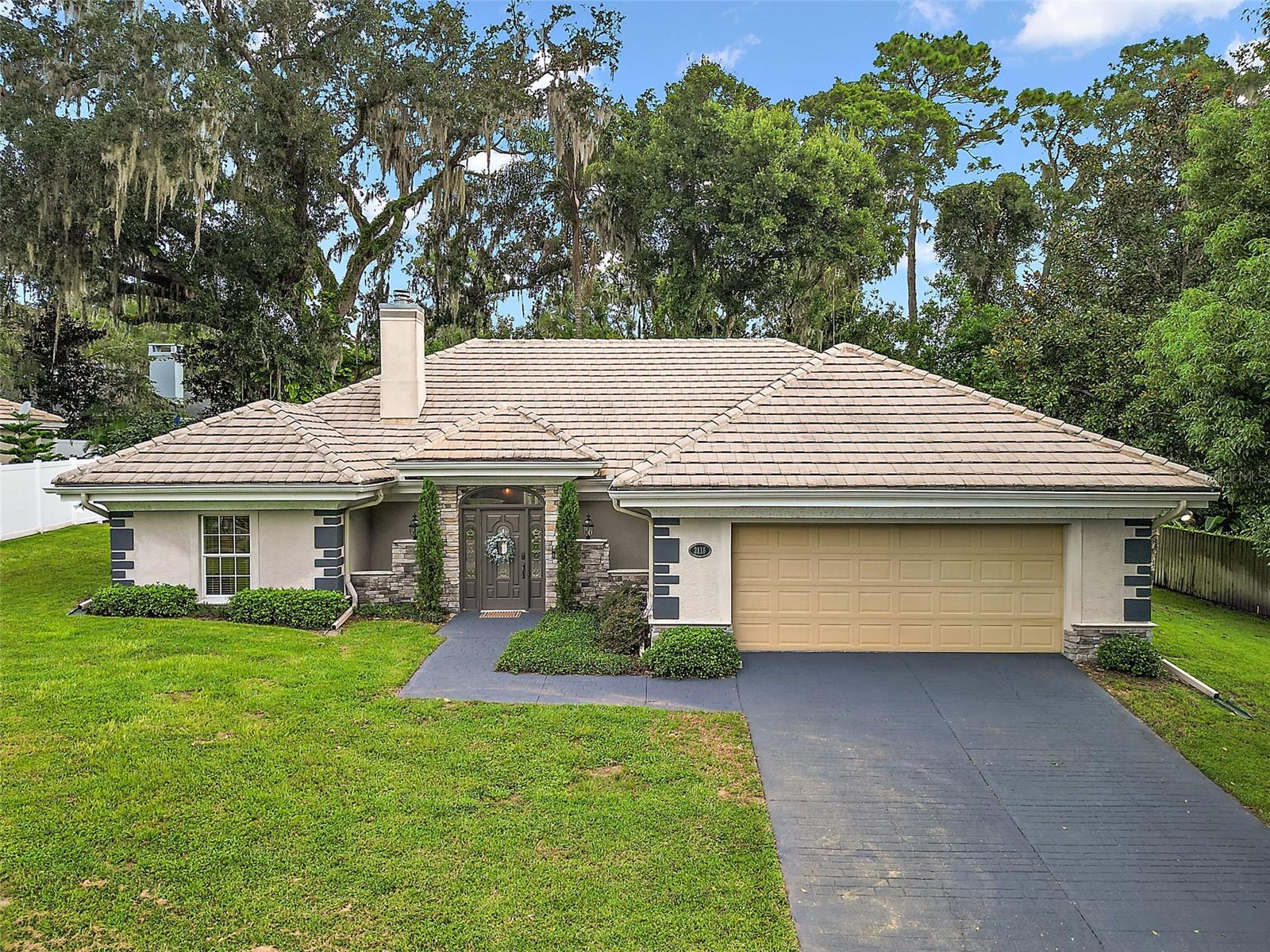 Details for 2115 Oak Leaf Circle, MOUNT DORA, FL 32757