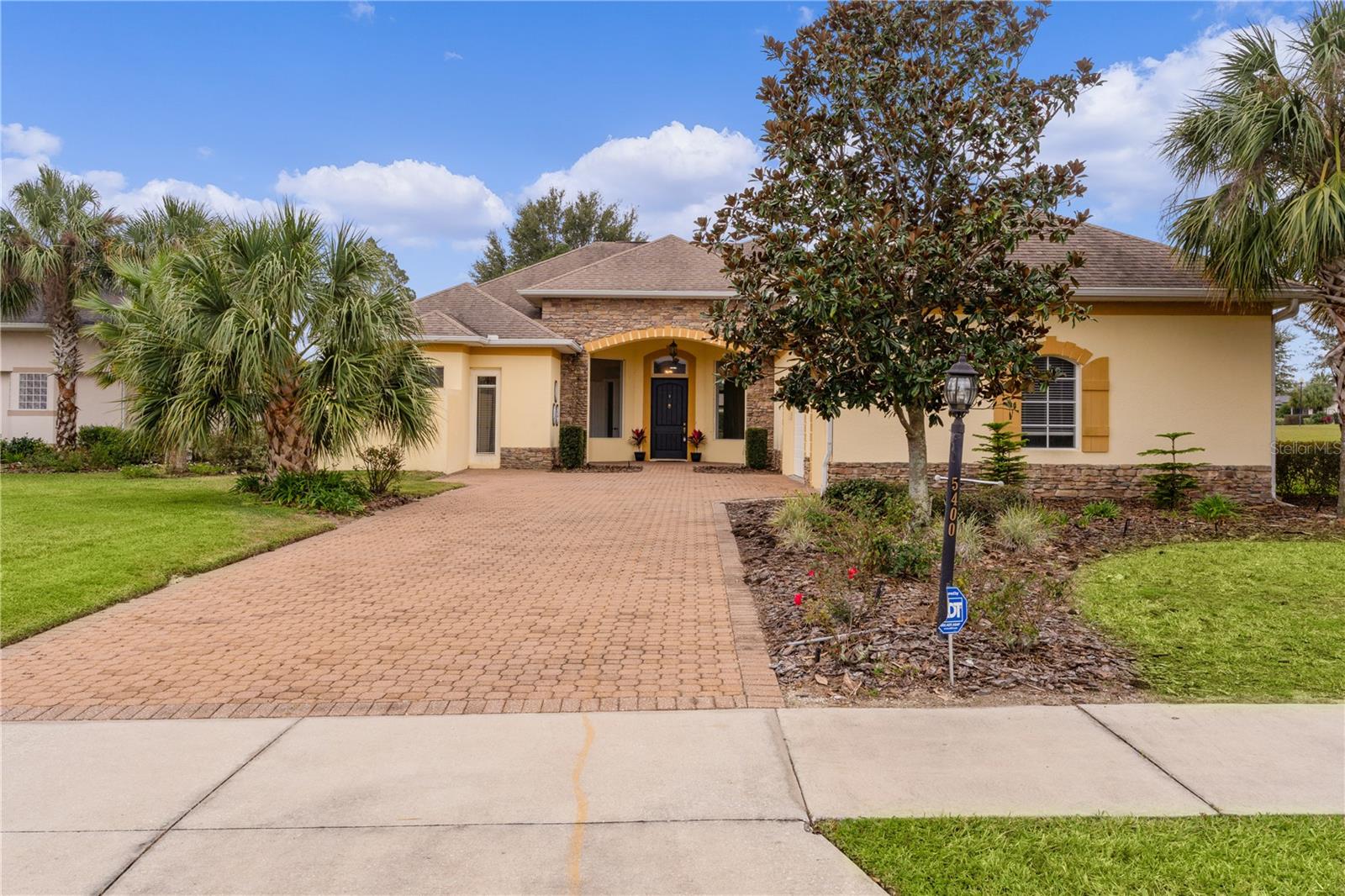 Details for 5400 Emerald Bay Lane, LADY LAKE, FL 32159