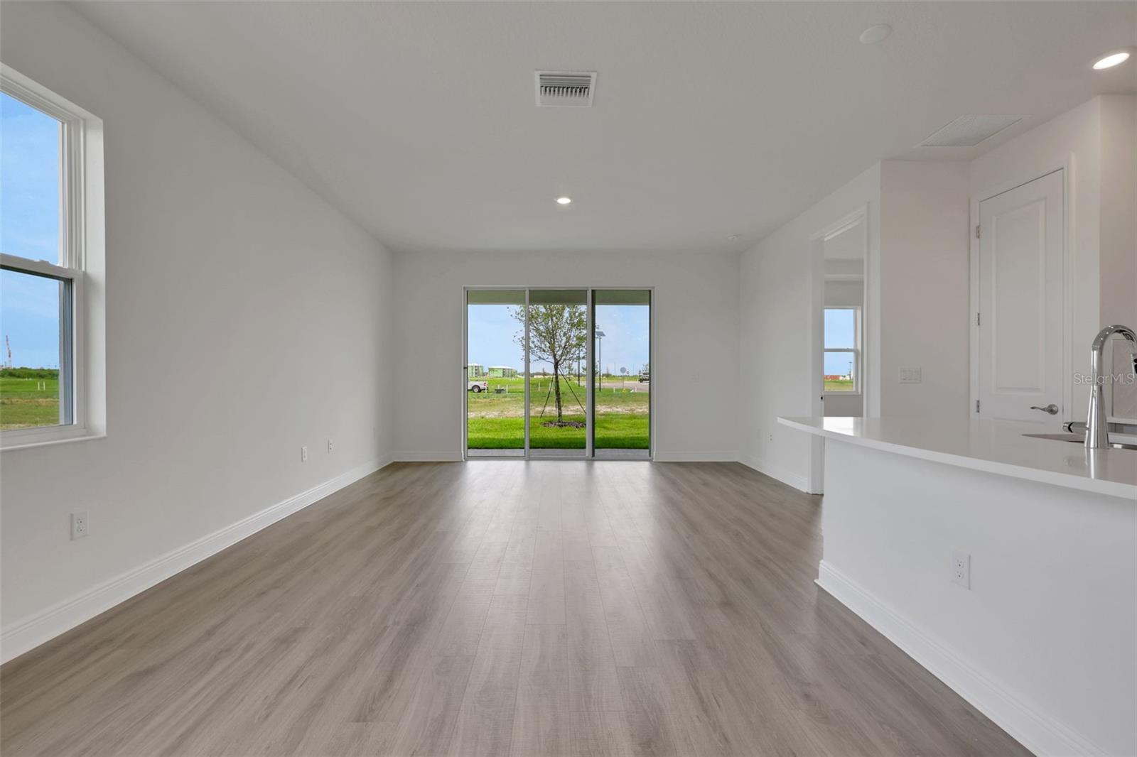 Image 20 of 43 For 7578 Sea Oak Court