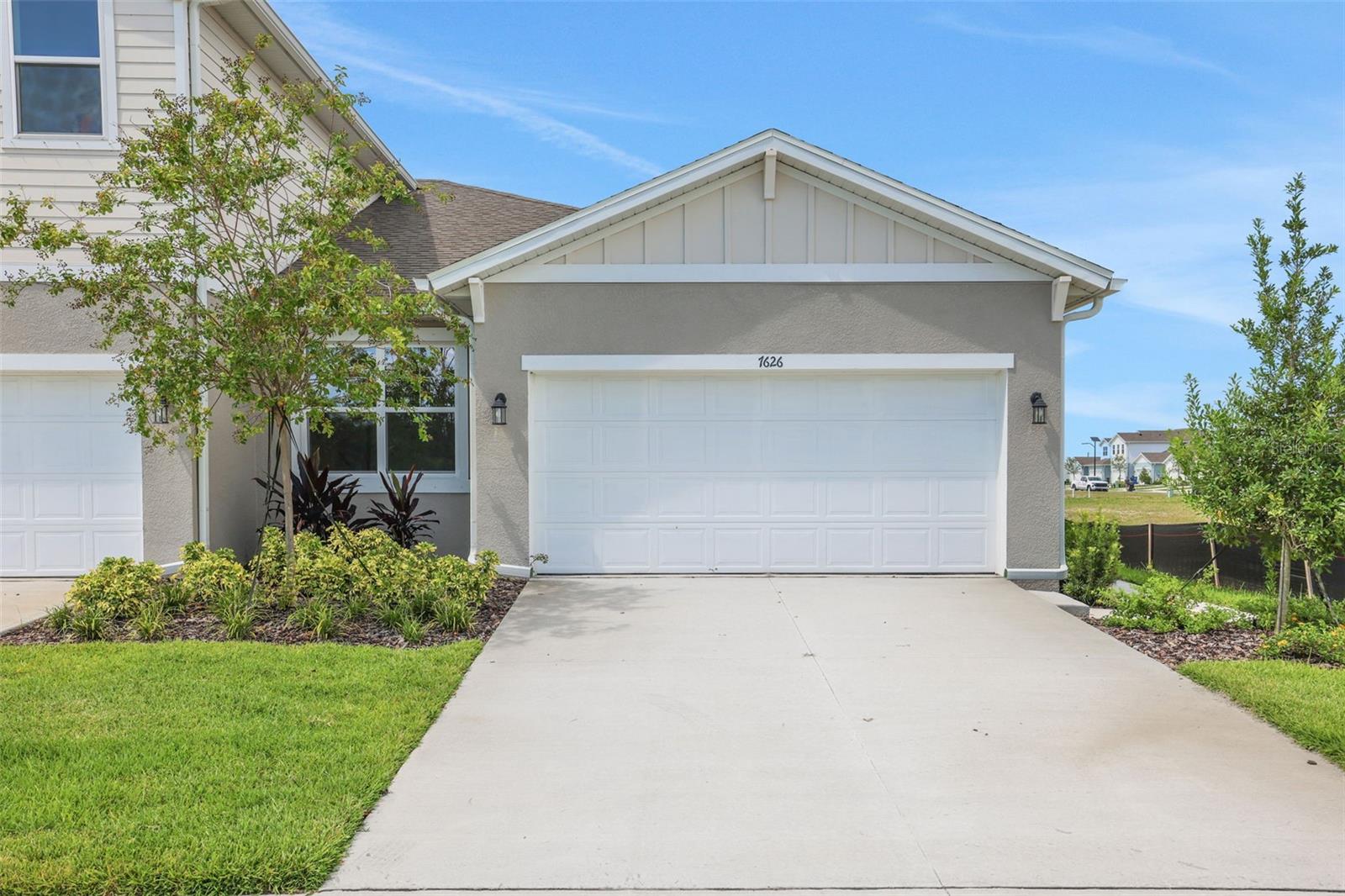 Image 37 of 50 For 7626 Sea Oak Court