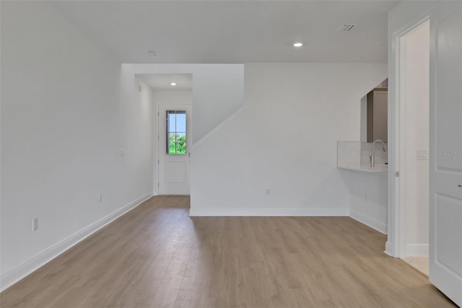 Image 17 of 42 For 7618 Sea Oak Court