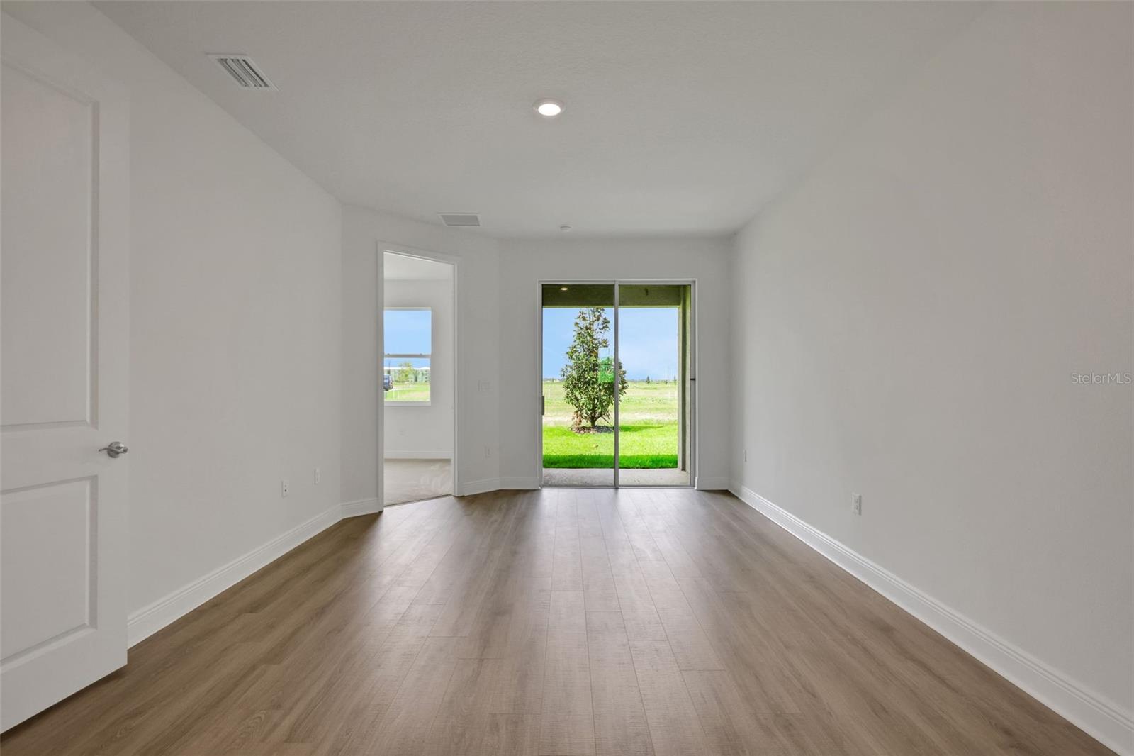 Image 20 of 42 For 7618 Sea Oak Court