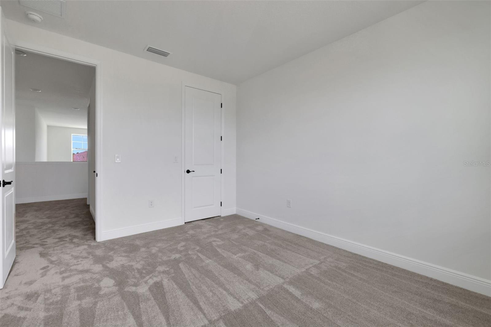 Image 26 of 45 For 7582 Sea Oak Court