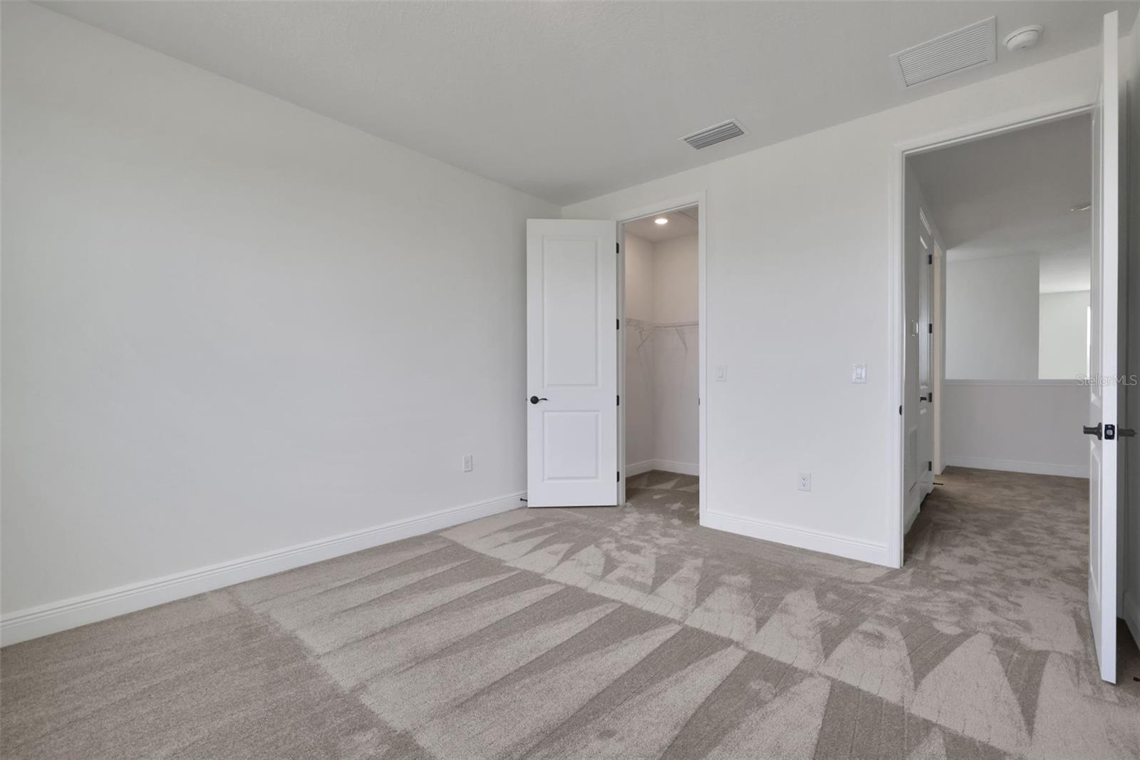 Image 28 of 45 For 7582 Sea Oak Court