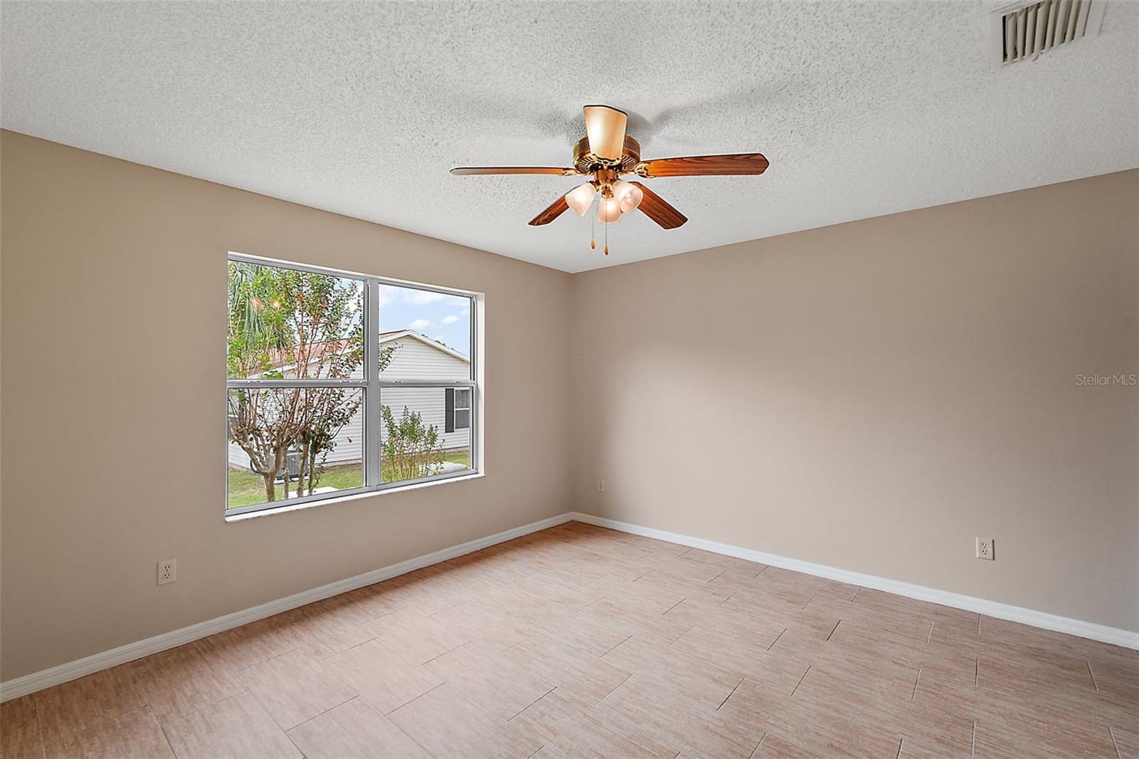 Image 14 of 24 For 17462 79th Lovewood Avenue