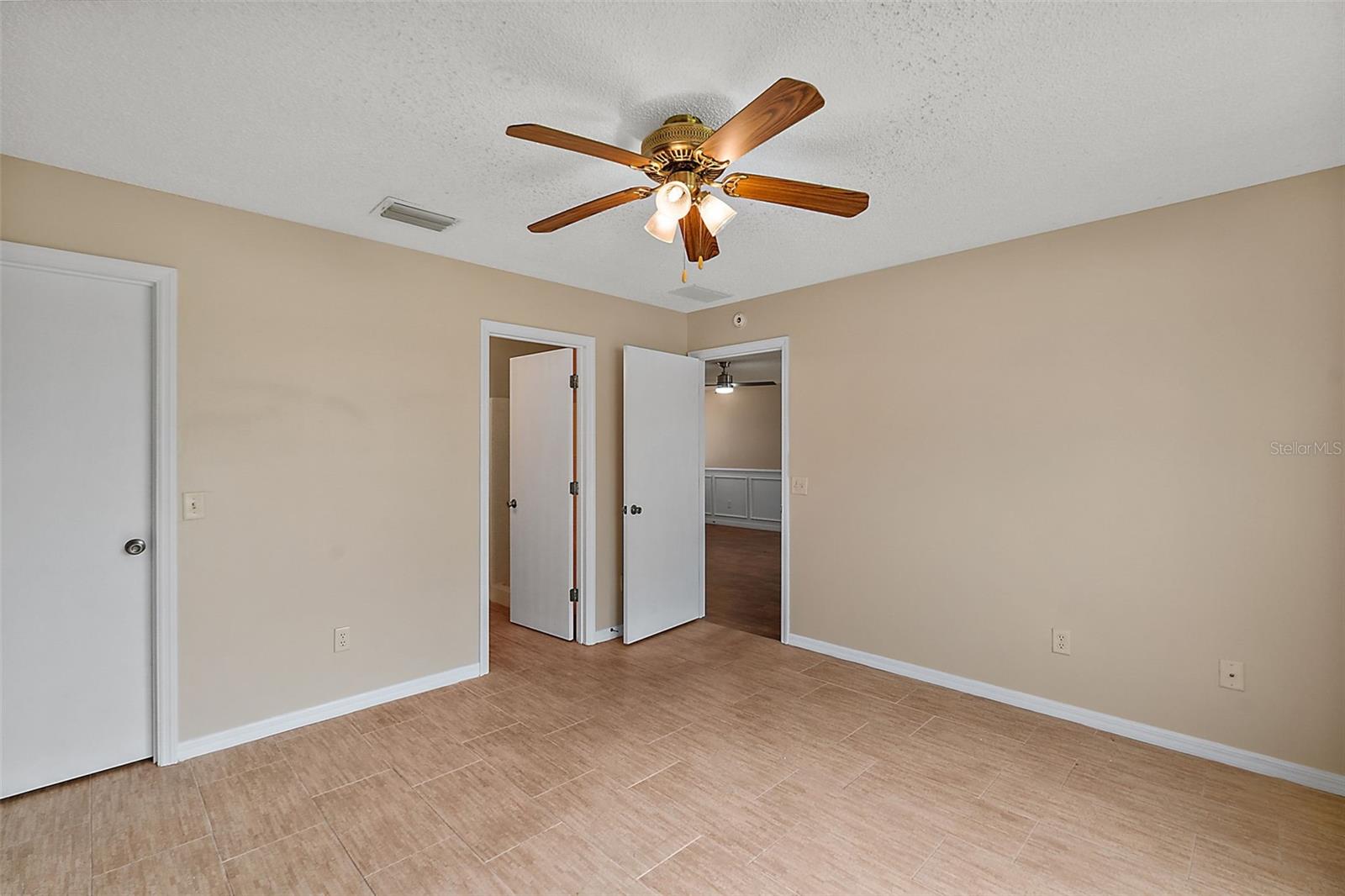 Image 15 of 24 For 17462 79th Lovewood Avenue