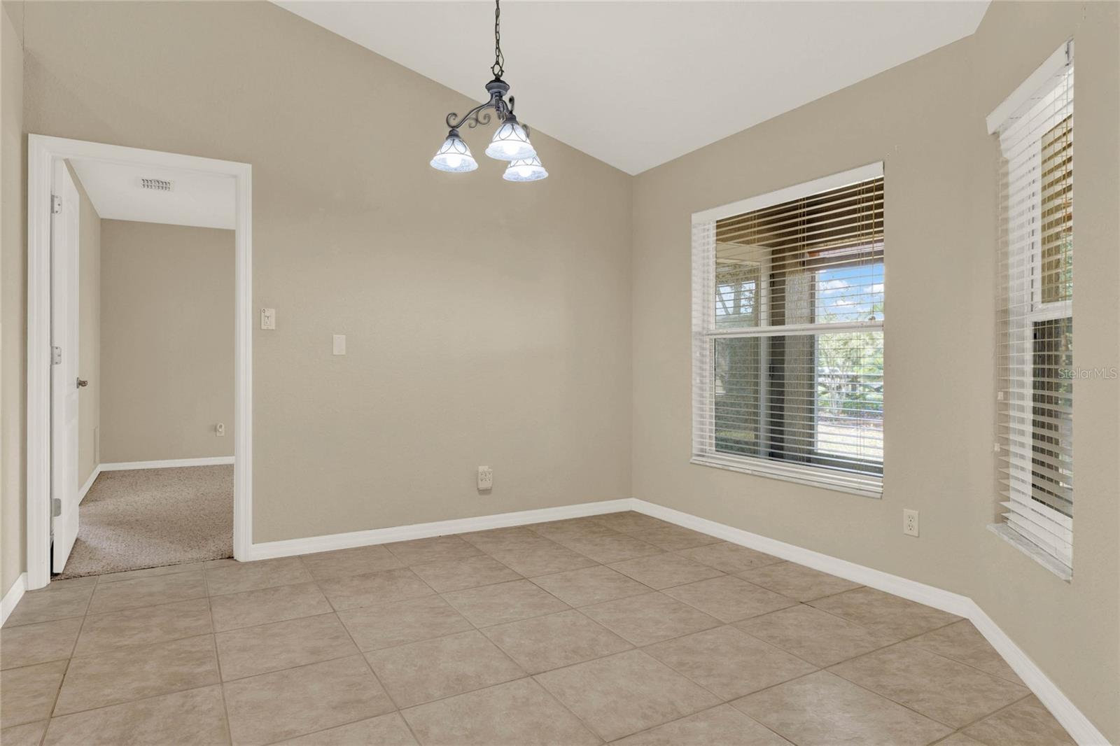 Image 11 of 31 For 17711 Sugar Pine Way