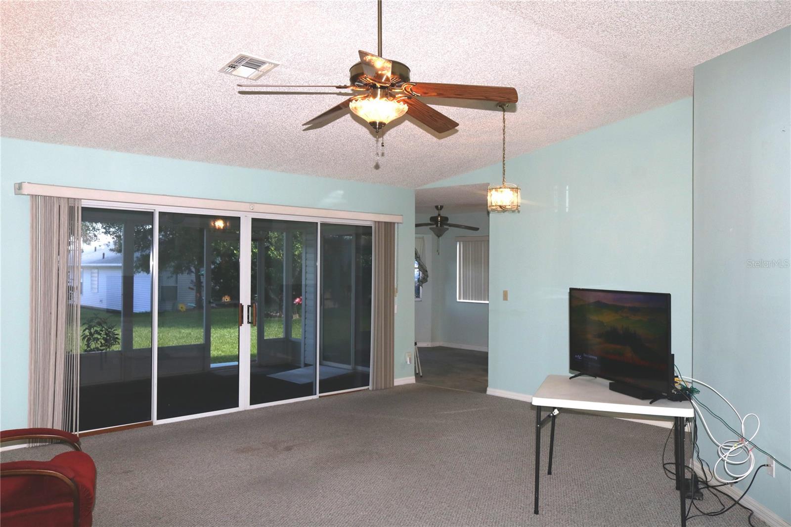 Image 7 of 39 For 651 Timbercrest Drive