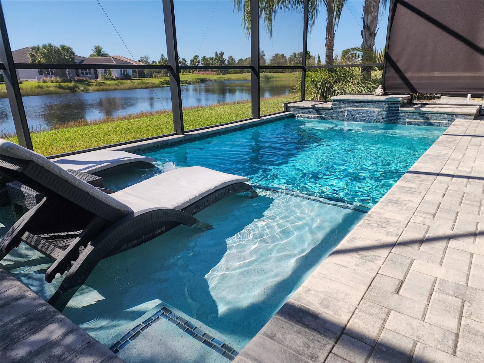 Listing photo id 29 for 5013 Sevilla Shores Drive