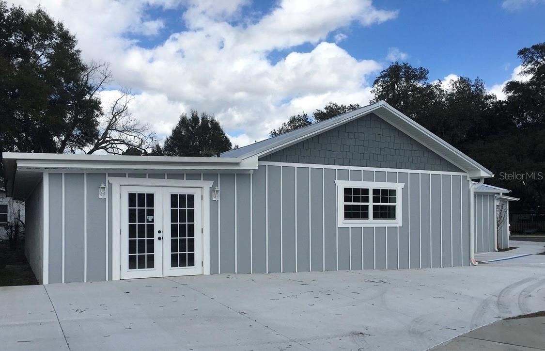 Listing Details for 601 Webster Street, WILDWOOD, FL 34785