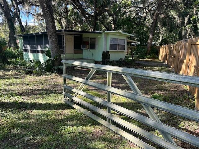 Details for 2378 Cr 412  , LAKE PANASOFFKEE, FL 33538