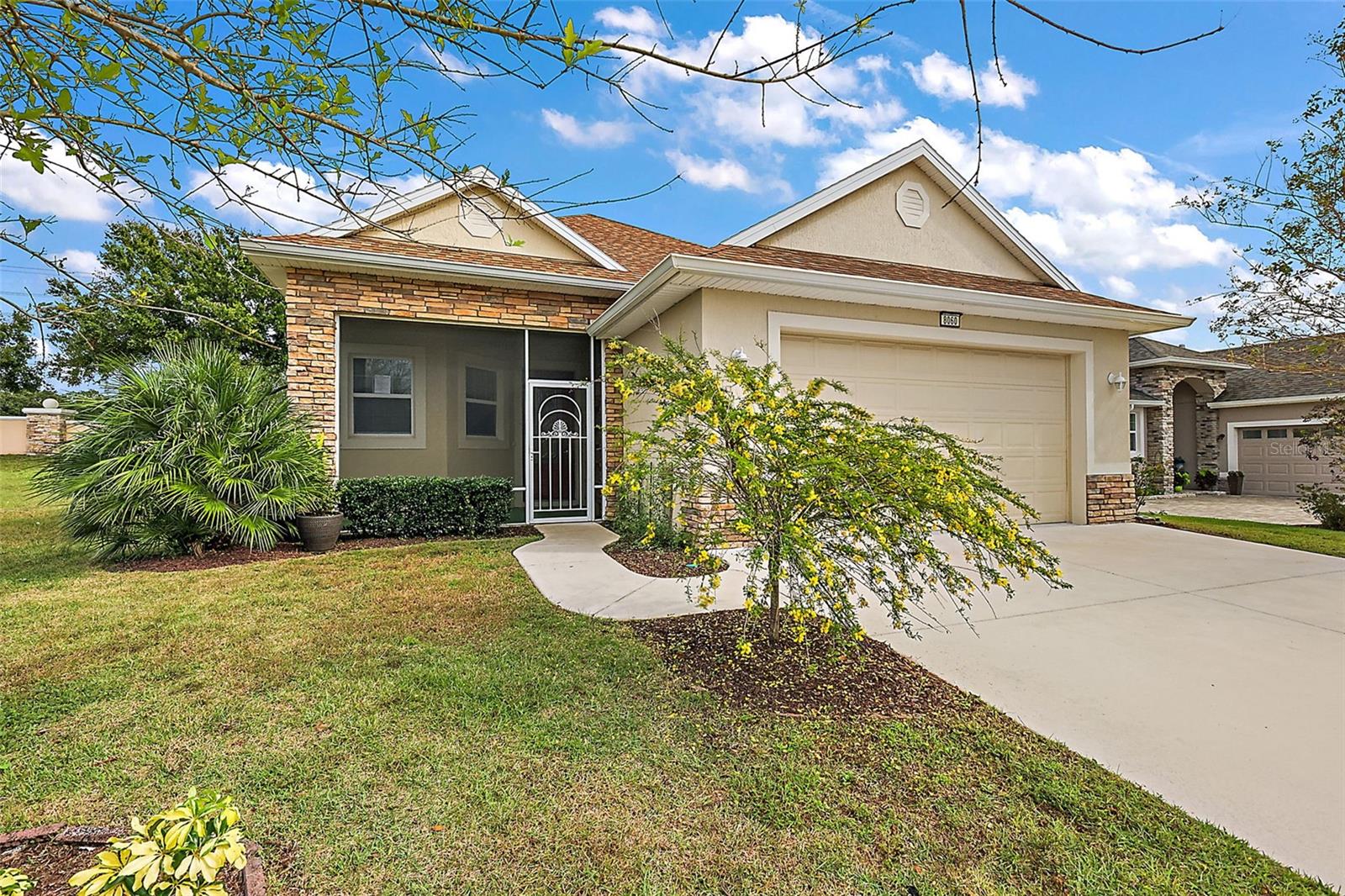 Details for 8060 Bridgeport Bay Circle, MOUNT DORA, FL 32757